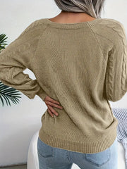 Women's plus size loose knit pullover sweater solid color