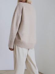 Women's round neck oversized pullover sweater